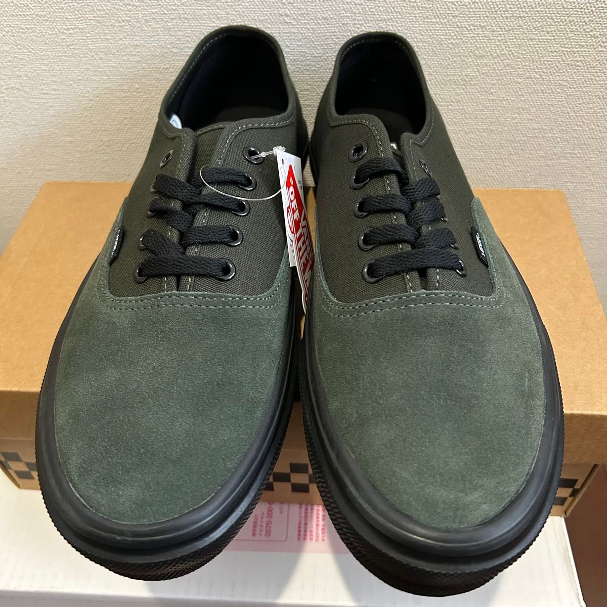 【VANS】 ヴァンズ AUTHENTIC LITE F.GREEN/BLK 国内発送 VANS ヴァンズ AUTHENTIC LITE オーセンティック ライト V44