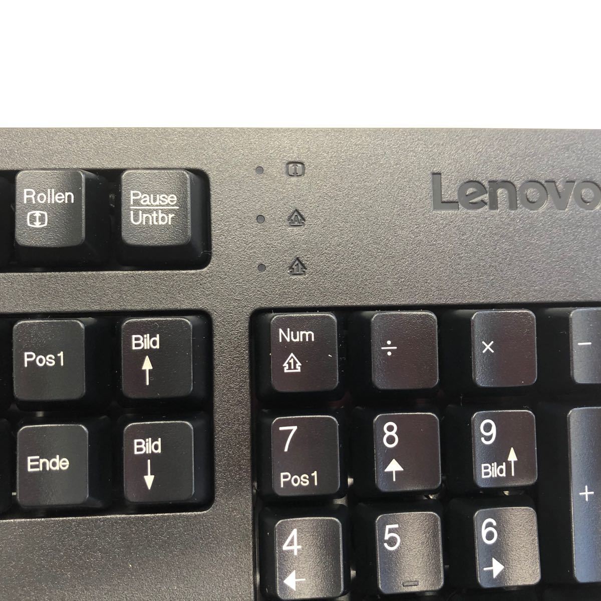 パソコンキーボード　Lenovo ドイツ語