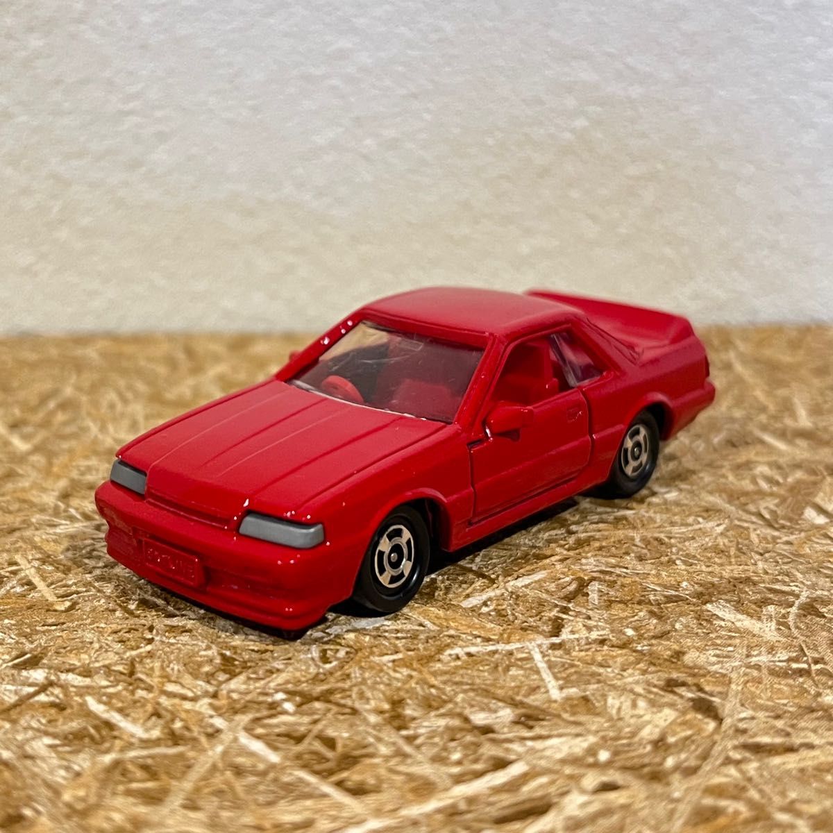 トミカ 日本製 赤箱 20 ニッサン スカイライン GTS 試作品? トミカ 日本製 赤箱 20 ニッサン スカイライン GTS 試作品