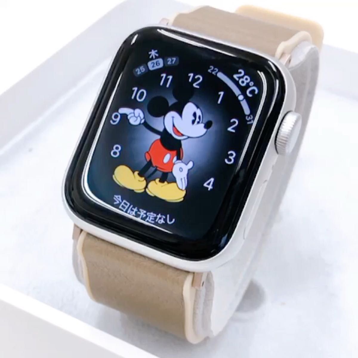 Apple Watch 本体 アップルウォッチ バッテリー 100% 4705