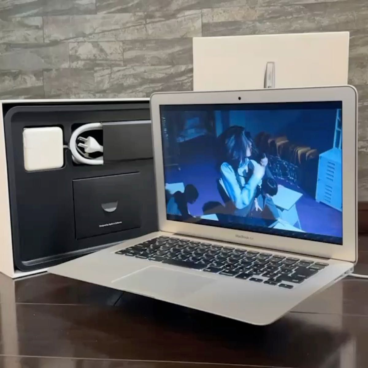 極美品【整備済】MacBook Air i5 2021年Office メモリ8GB SSD256GB Mac&Win11 即使用◎