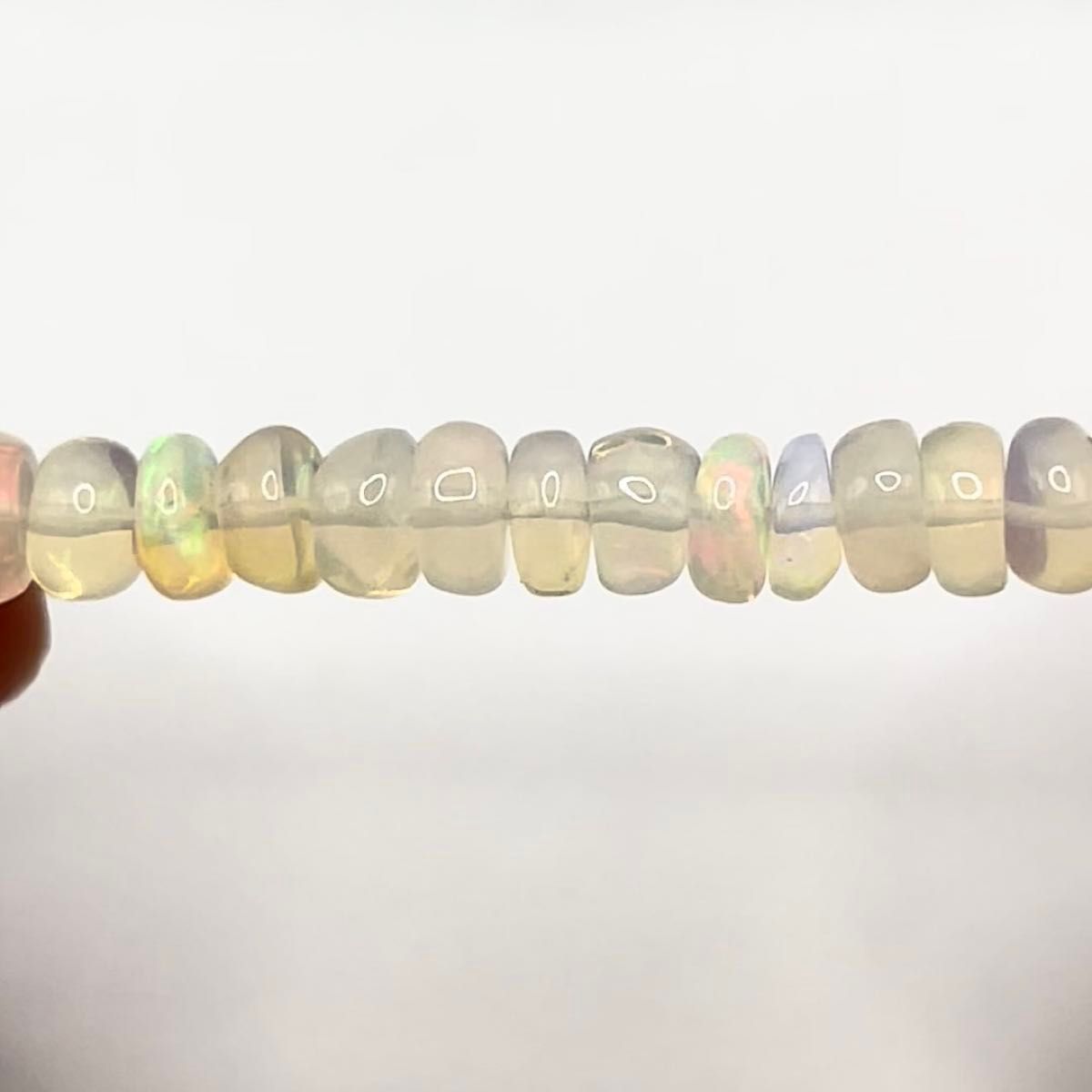 【早い者勝ち】【1点物】【高品質】【透明度高め】オパールブレスレット5.5mm