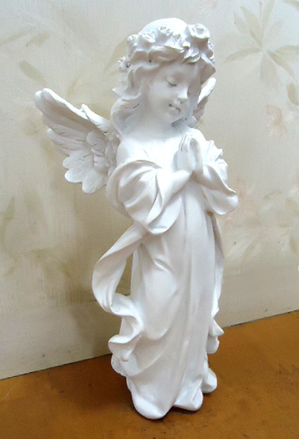 欧風の復古調 お祈りする白い天使 彫像/ カトリック教会 聖霊 福音洗礼 聖書 記念日 守護天使 誕生日プレゼント(輸入品
