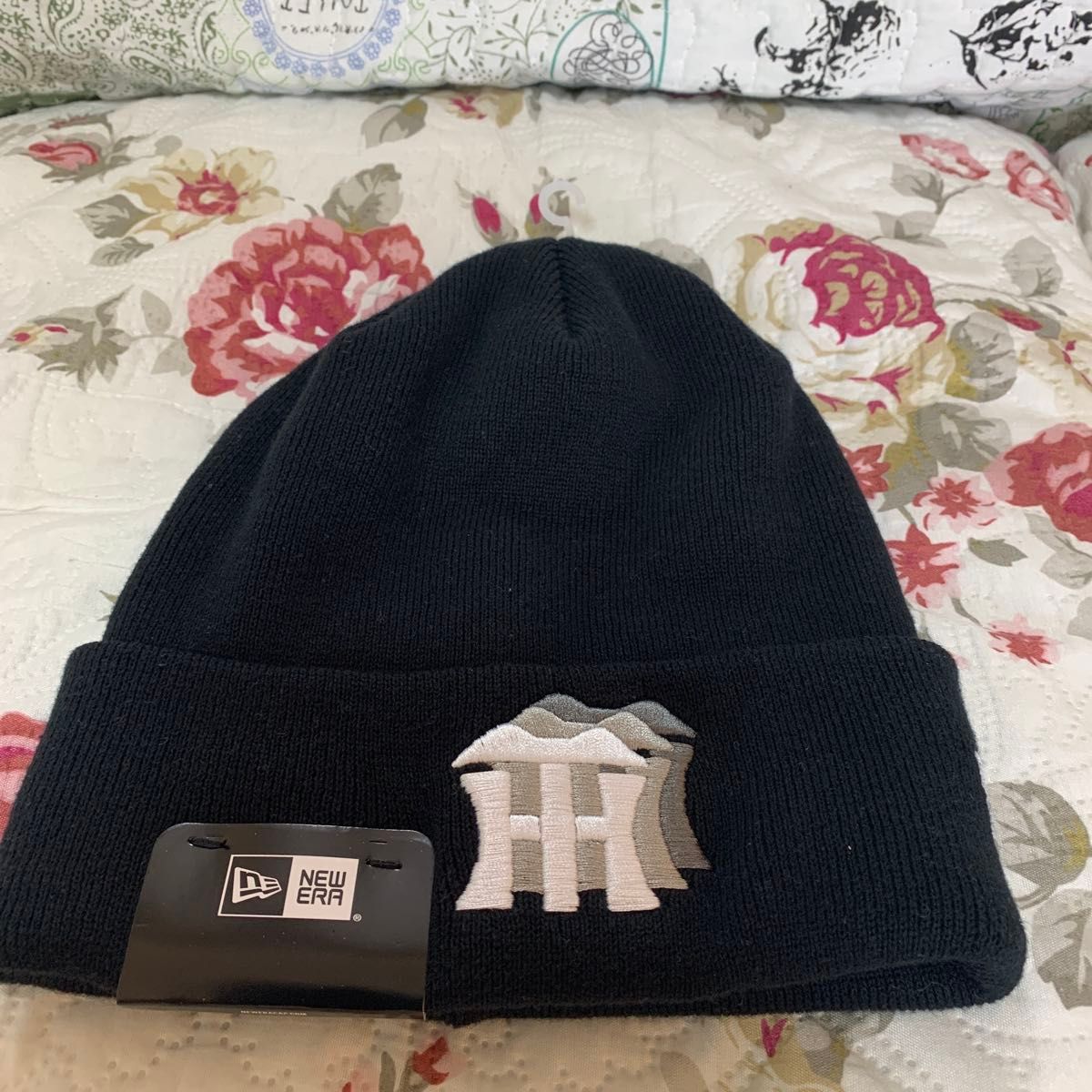 NEW ERA ブラックニットキャップ 阪神タイガース 新品 完売 阪神タイガース×NEW ERA ブラック ニット帽 新品未使用