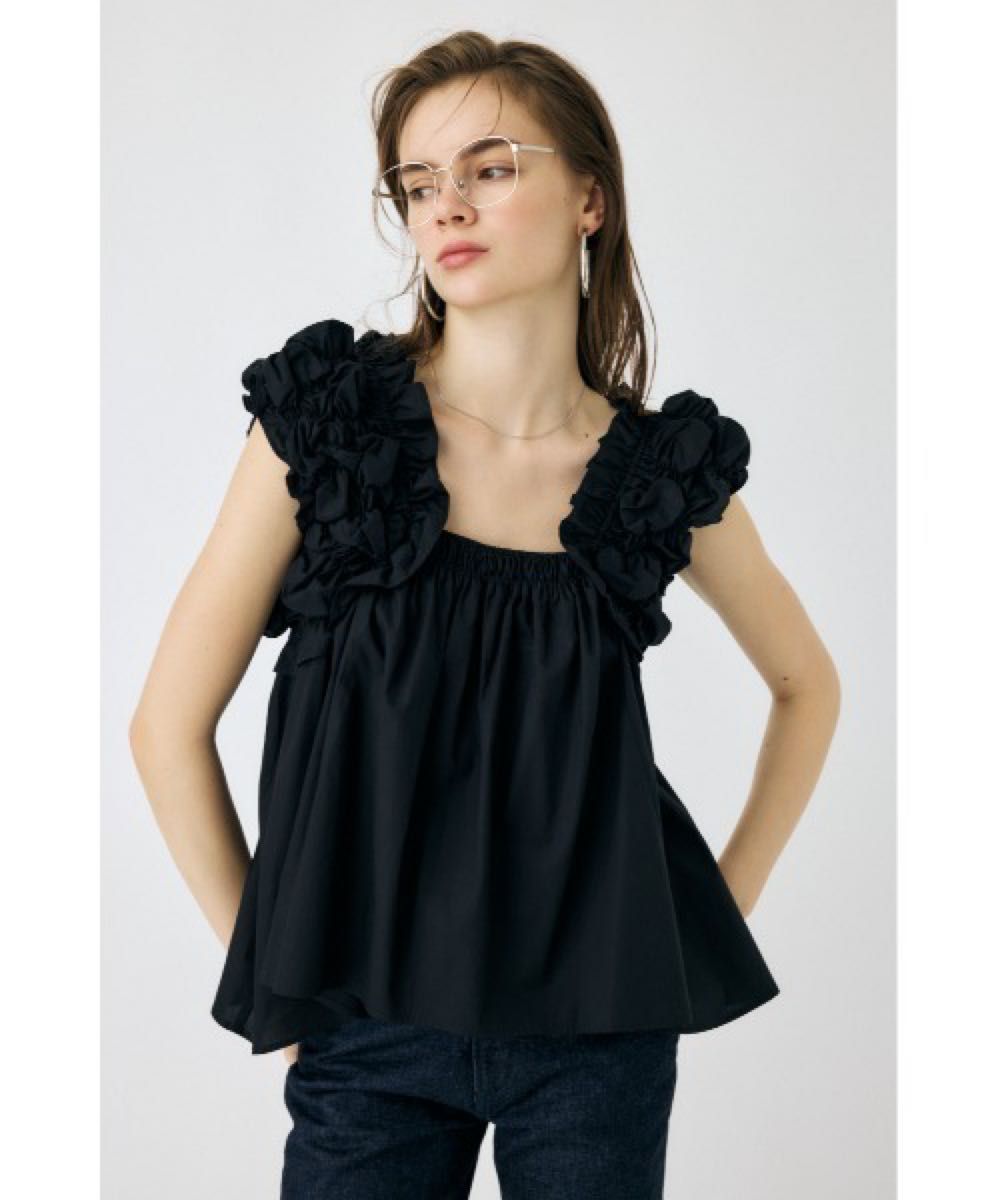 フリルトップス マウジー moussy SHOULDER FRILLS トップス フリルトップス ブラック