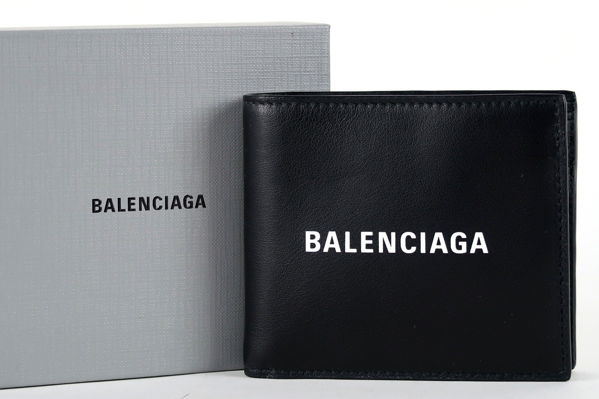 【新品・未使用】BALENCIAGA バレンシアガ 二つ折り財布 ブラック ロゴ レザー ブランドウォレット【GZ36】