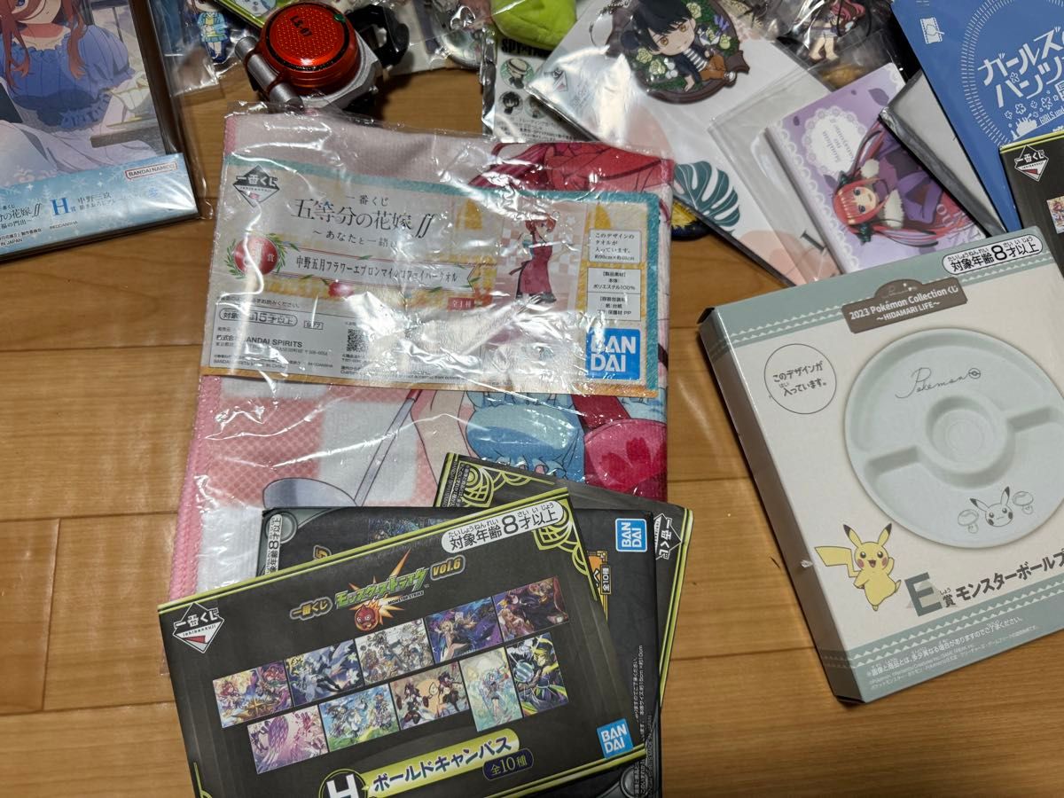 Amber マンガ、アニメグッズまとめ売り アニメグッズ マンガ ノンジャンル 300個 大量まとめ売り|Yahoo