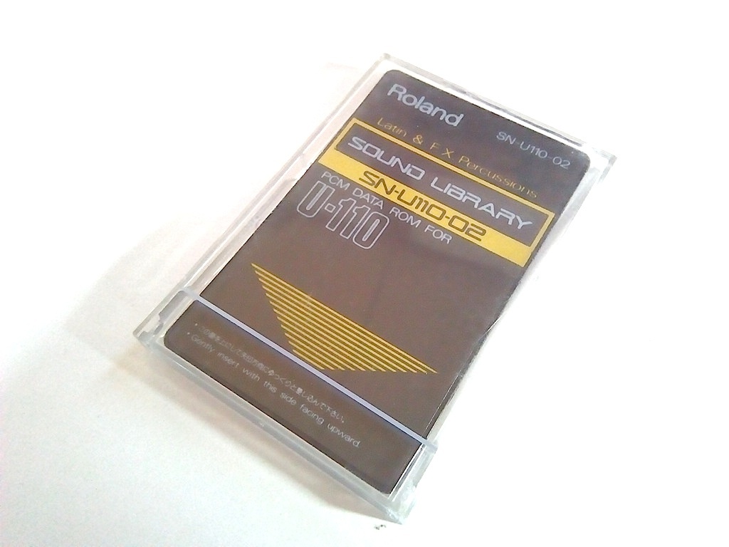 ROLAND ローランド CARD LATIN FX PERCUSSIONS SN-U110-02 音源モジュール U-110 シンセ 用 拡張 カード PCM DATA ROM 宅急便対応 管理02 _画像1