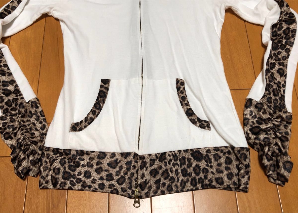 超希少品☆d.i.a.ダイヤ正規品☆平成ギャルヒョウ柄フードシャカシャカパーカー 超希少品】 d i a パーカー ホワイト ヒョウ柄 ダブルファスナー