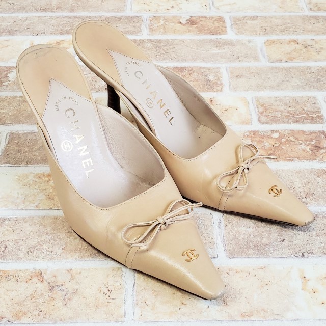 ヤフオク! - シャネル CHANEL レザー ポインテッドトゥ ミュール...