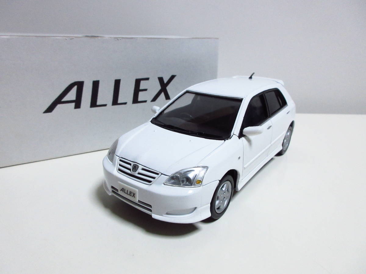 1/24 トヨタ アレックス ALLEX 非売品 カラーサンプル ミニカー ホワイト　白_画像1