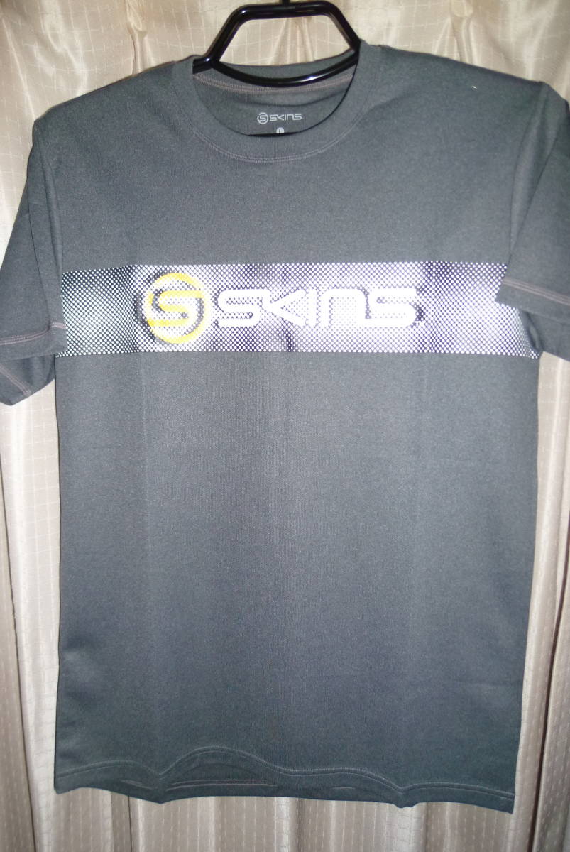 * prompt decision * Skins SKINS T-shirt new goods unused size :L