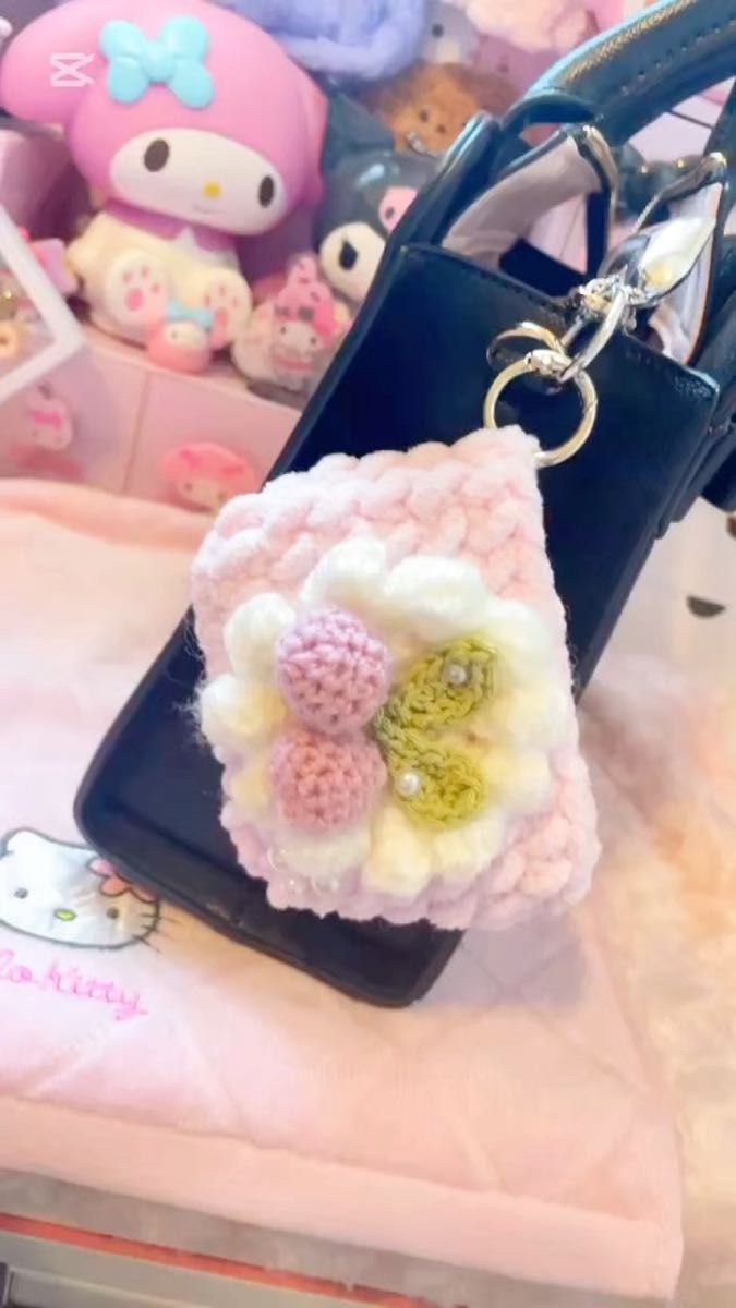 かぎ針 編み物 ポーチ 小物入れ バックチャーム さくらんぼ