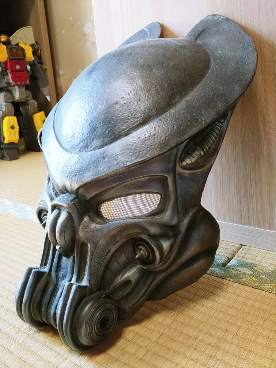 Alien Vs Predator / Celtic Predator mask . product 