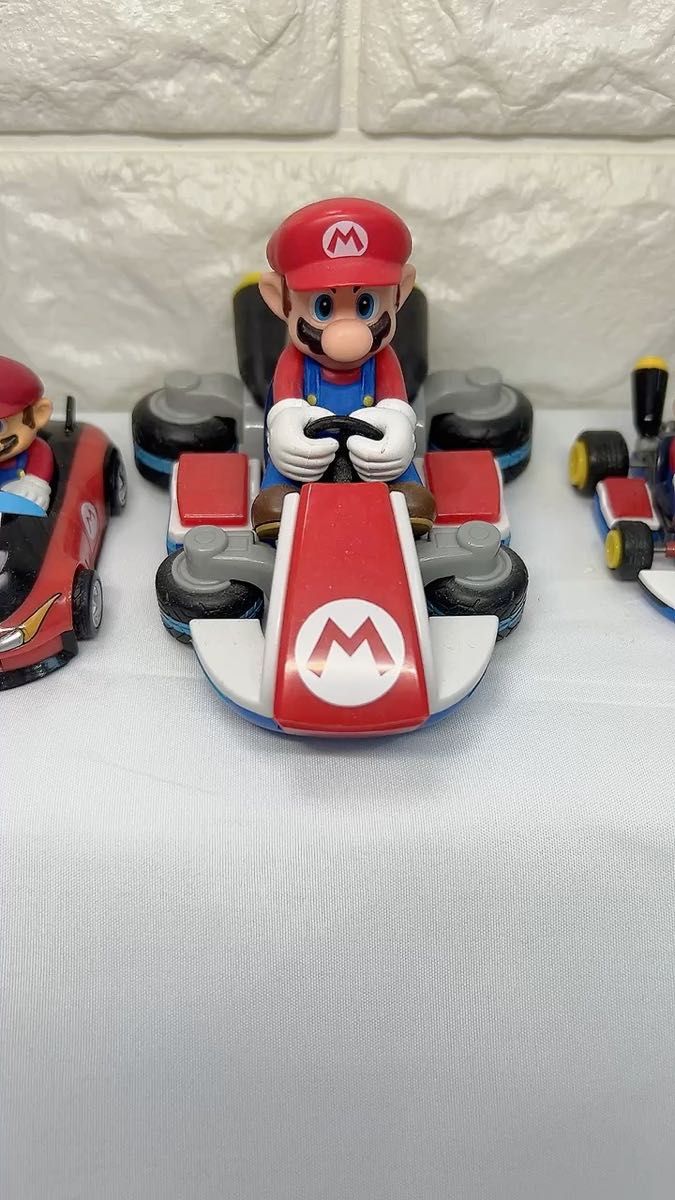Nintendo スーパーマリオ フィギュア・チョロQ・プルバックカー ミニカー 3個セット
