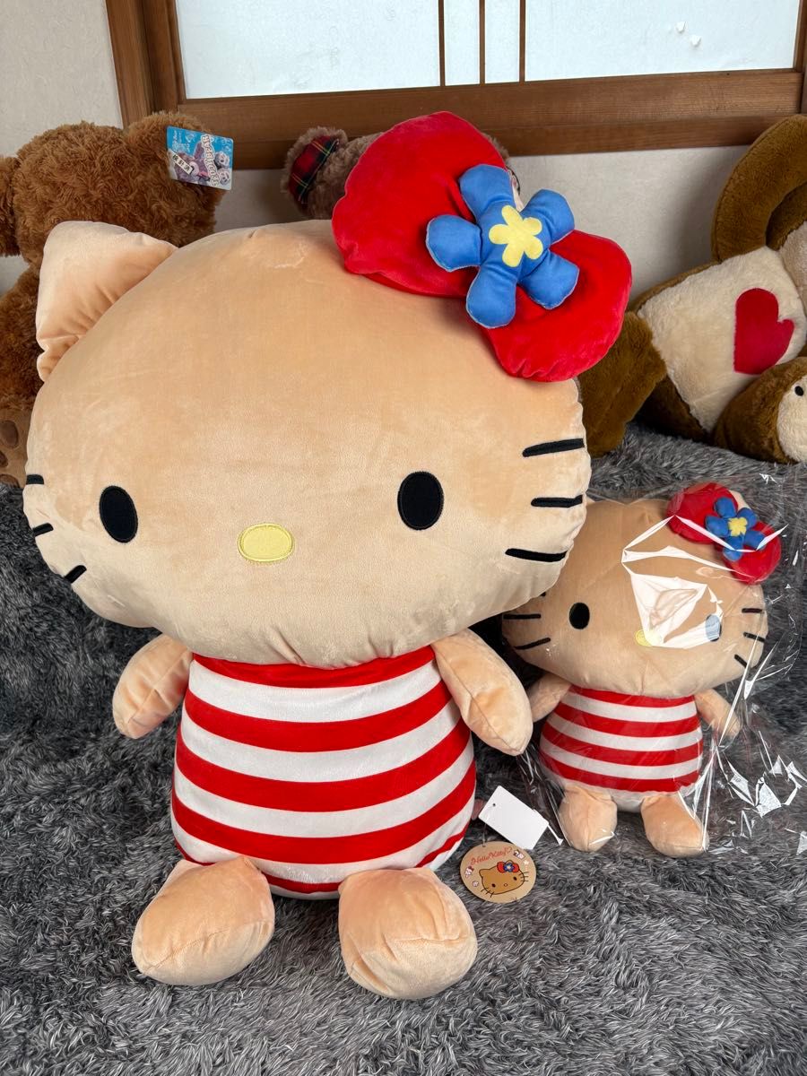 N*様 日焼けキティ アベイル ぬいぐるみ ビッグクッション ミニクッション アベイル ハローキティ 日焼けシリーズ ビッグクッション ミニ