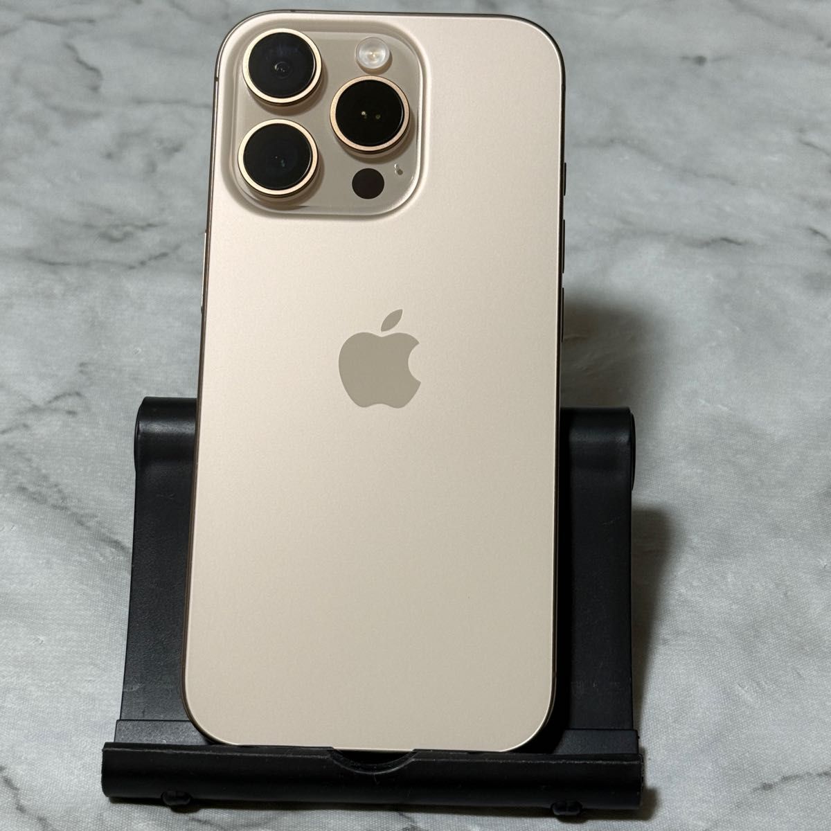 ミラ iPhone 16Pro 256GB デザート バッテリー100% iPhone 16 Pro 256GB デザートチタニウム SIMフリー バッテリー