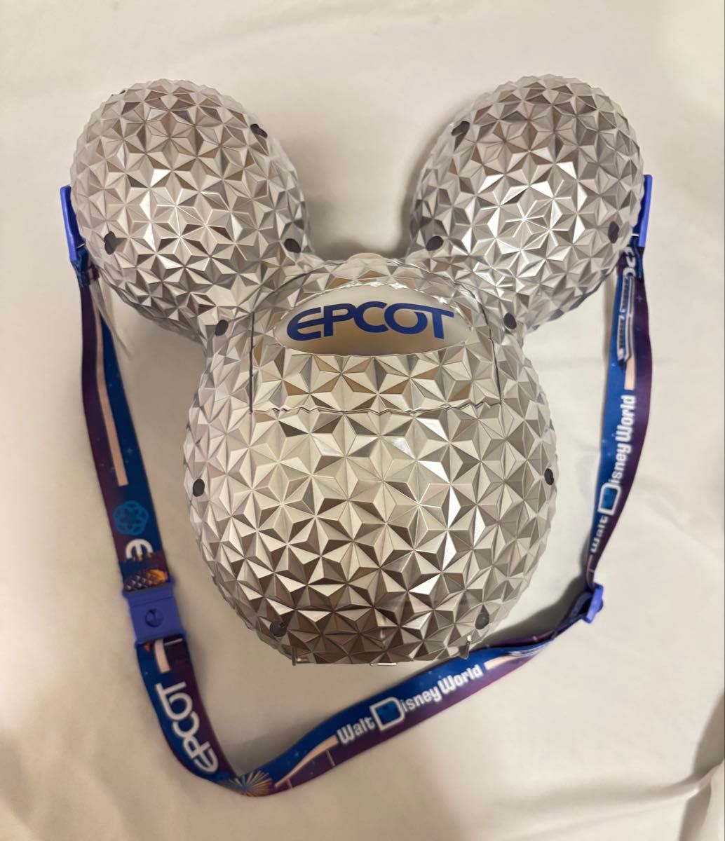 バッジ 海外 ディズニー USA Epcot center エプコット レア バッジ 海外 ディズニー USA Epcot center エプコット レア WDW