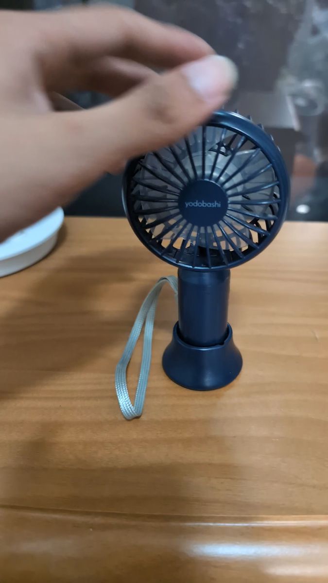 ハンディファン ネイビー