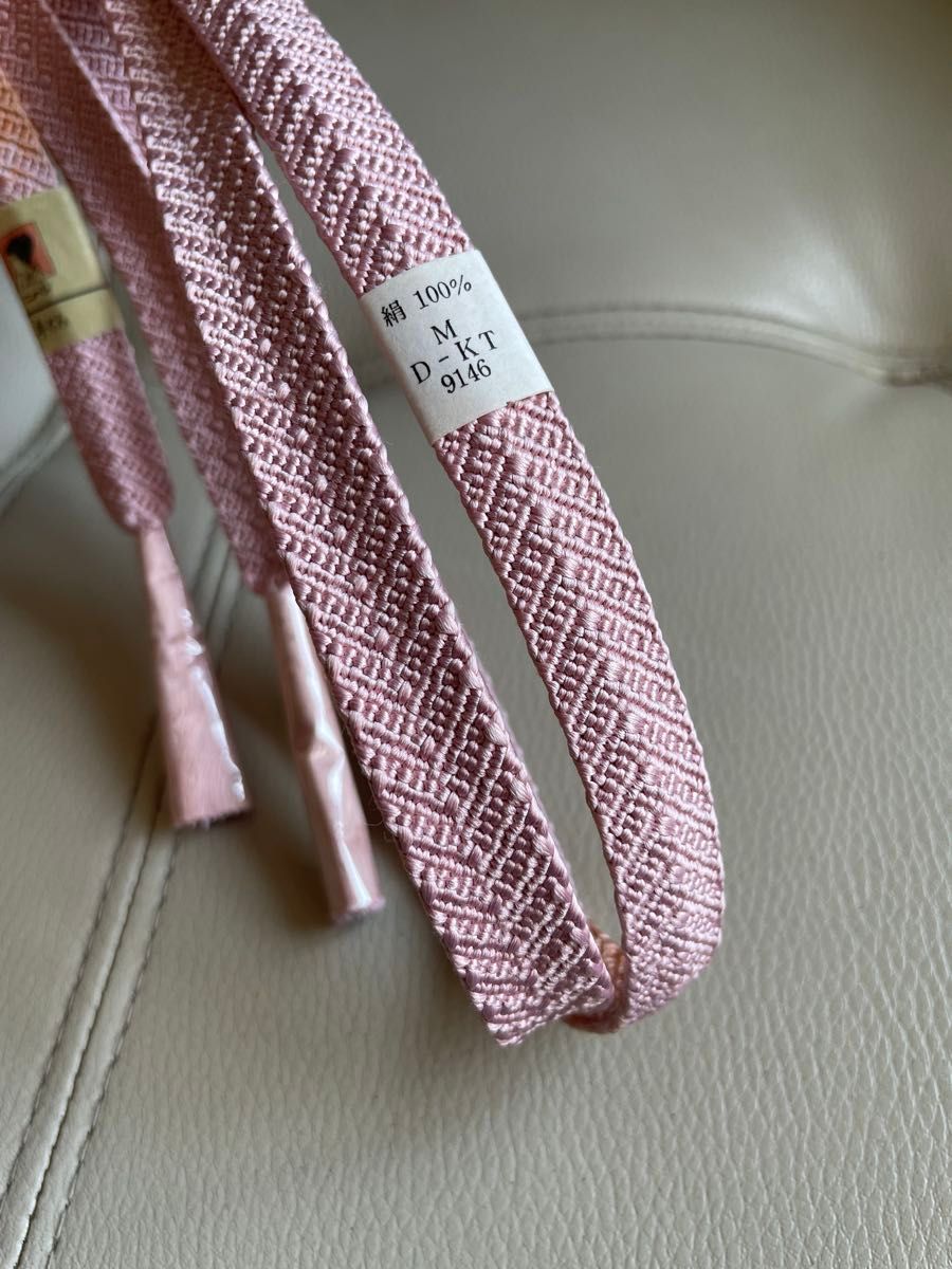 ゆ1010 帯締め　新品未使用品　手組紐　着物　絹100% ピンク系　和装小物