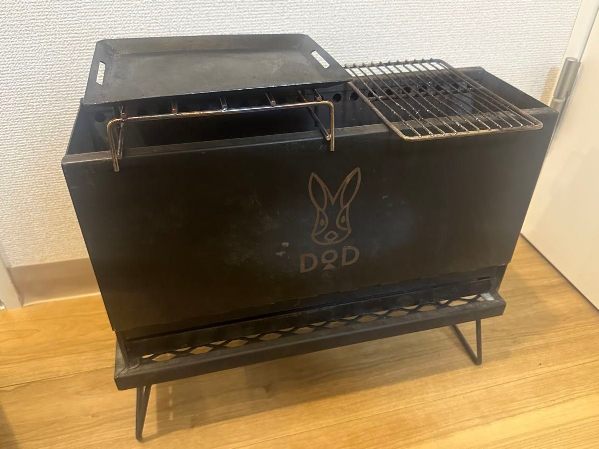 DOD めちゃもえファイヤー 耐熱塗装済 別売 ゴトク おまけ鉄板、網付き DOD めちゃもえファイヤー 耐熱塗装済 純正ゴトク おまけ鉄板 網