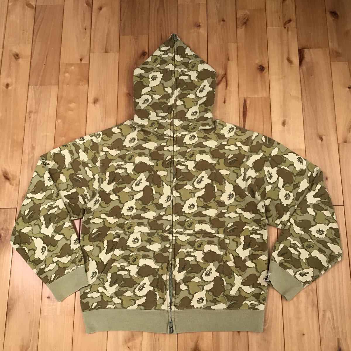 ★激レア★ kaws × bape cloud camo パーカー Sサイズ a bathing ape hoodie カウズ エイプ ベイプ アベイシングエイプ nigo 迷彩 6633