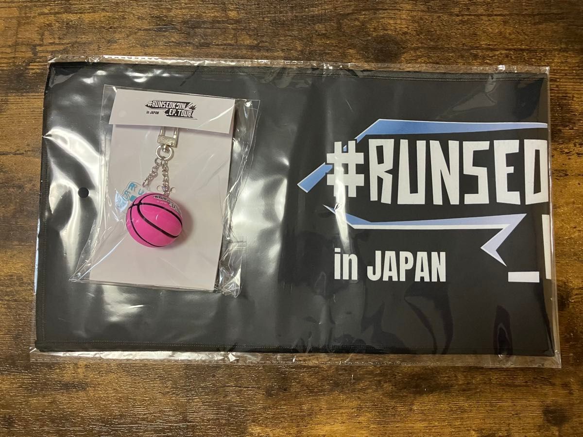 専用です。JIN Runseokjin tour コヤン チャーム スローガン BTS JIN Runseokjin tour コヤン チャーム スローガン(BTS JIN