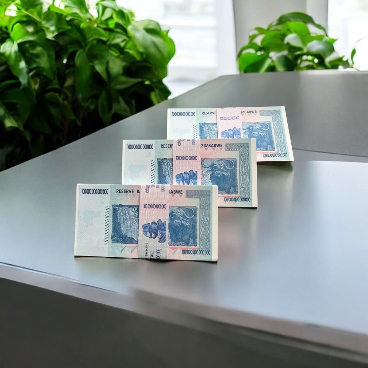 100兆ジンバブエドル(非現行)未使用品です 100枚 100兆ジンバブエドル(非現行)未使用品です 100枚|Yahoo!フリマ