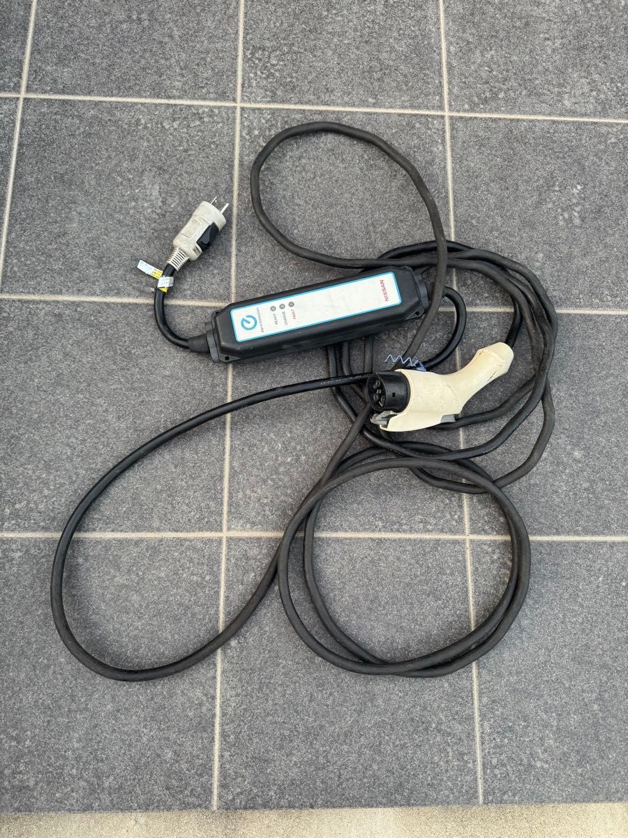 AZE0 リーフ 充電ケーブル 3NK0A 日産リーフ充電ケーブル 3NK0A 日産 充電ケーブル 200V|Yahoo