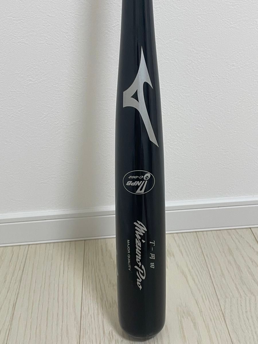 ミズノ製 元オリックスバファローズ T-岡田 トレーニング用バット オリックスバファローズ T-岡田 直筆サイン入り NPBバット 新品