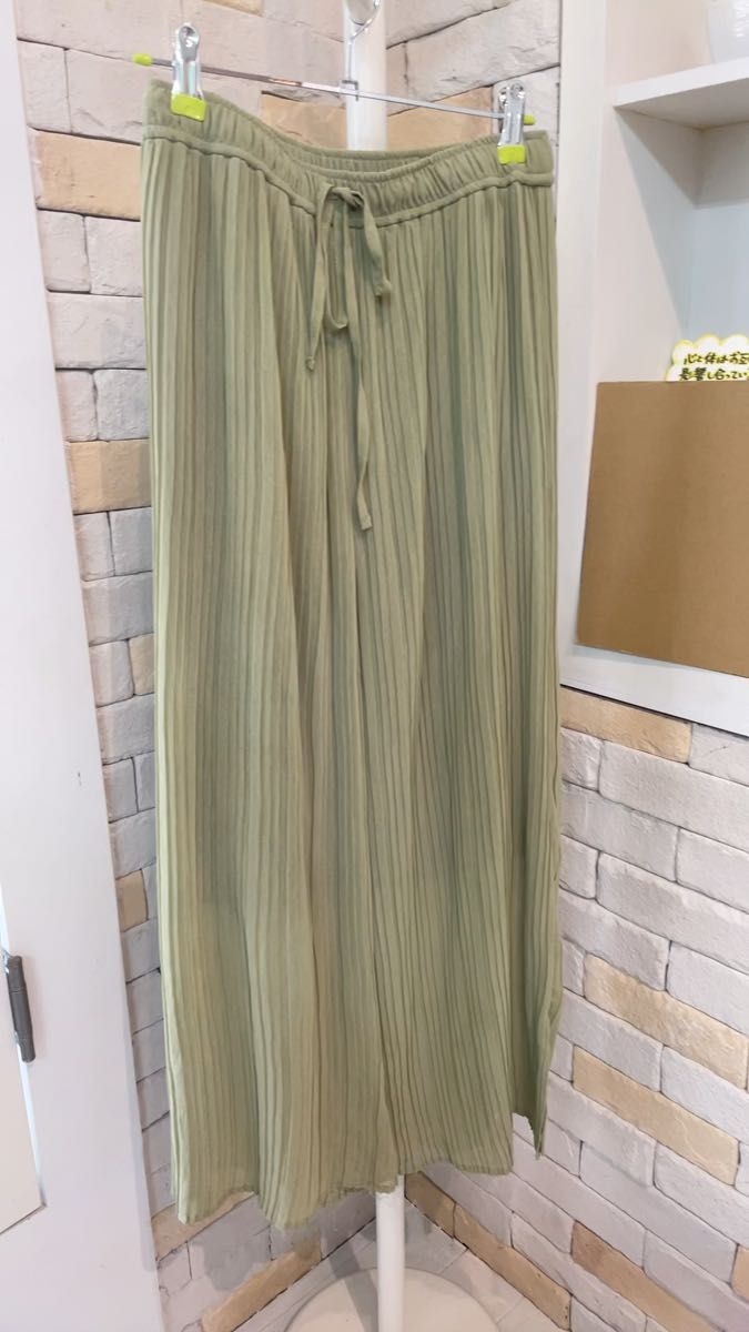 ウエストゴムパンツ ワイドパンツ シフォンパンツ 春夏パンツ ゆったりパンツ ガウチョパンツ ビス春夏パンツ未使用 シースルー