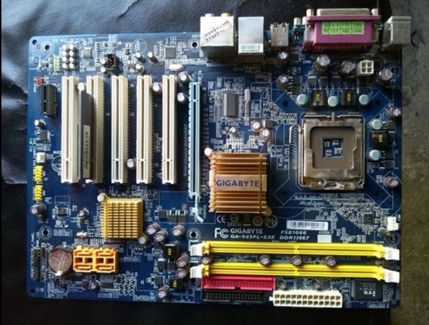  beautiful goods GIGABYTE GA-945PL-S3E motherboard Intel 945PL LGA 775 Pentium D,Celeron D,Conroe,Prescott ATX DDR2