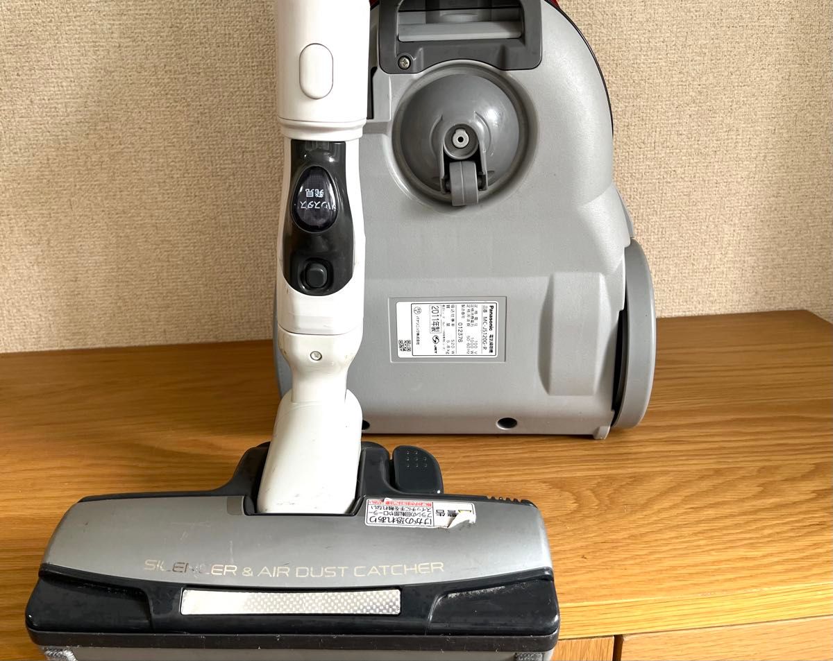 Panasonic 電気掃除機 MC-JS120G-R【消毒/清掃/動作確認済】 Panasonic 電気掃除機 MC-JS120G-R【消毒/清掃/動作確認済