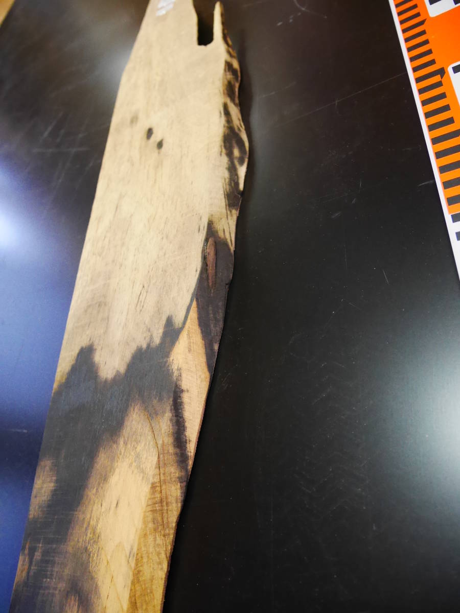 e0052817 黒柿白●厚約1.5cm☆無垢板１枚板 木材 板 DIY 板材 天板 棚板 テーブル 看板 花台など種類豊富！_画像6