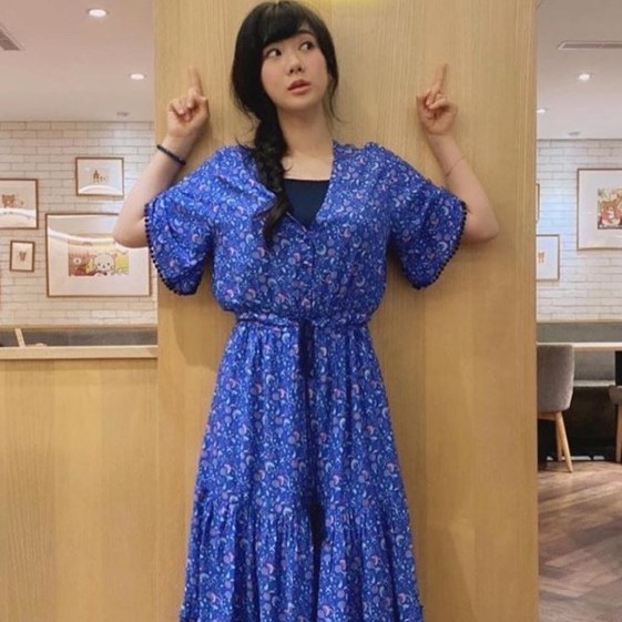 Paypayフリマ 芸能人着用 花柄ロングワンピース 福原愛 Paypayフリマ 芸能人着用 花柄ロングワンピース 福原愛