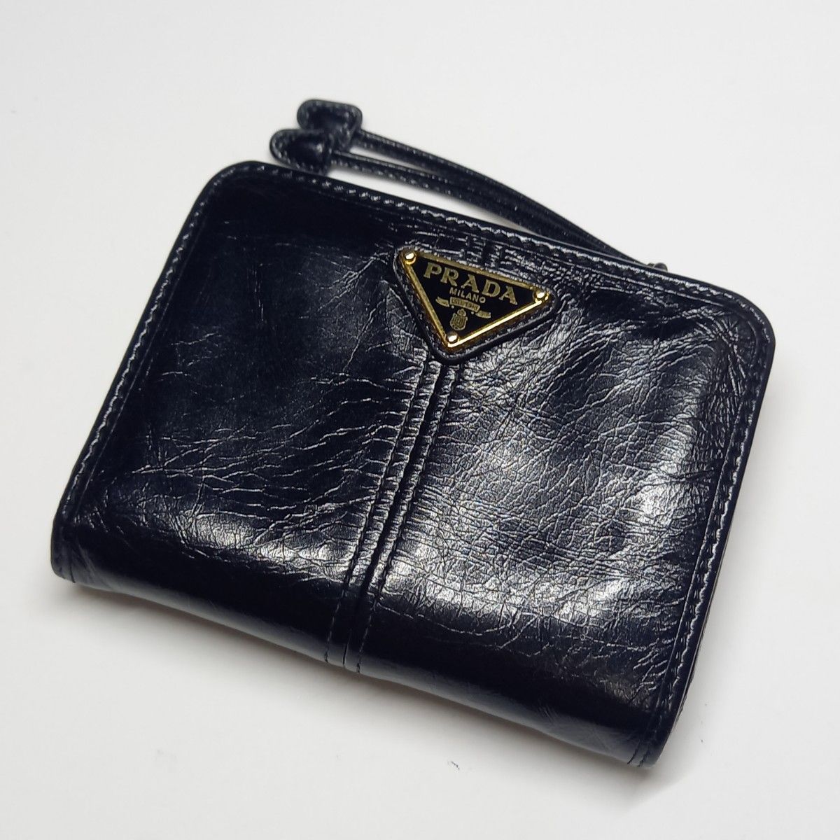 PRADA プラダ コンパクトレザーウォレット 美品 PRADA プラダ 新作 ソフトルックスレザー財布 ブラック