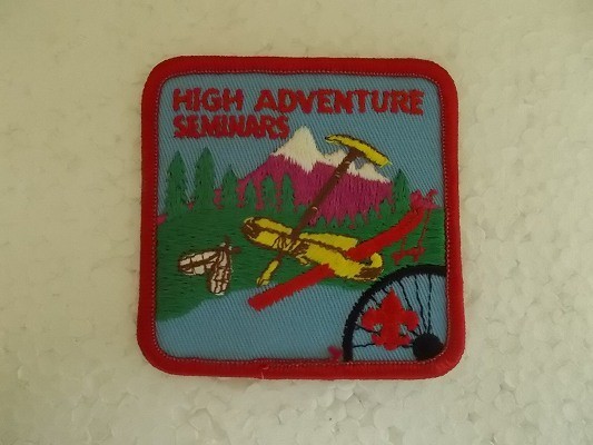 80s ボーイスカウト HIGH ADVENTURE SEMINARS バッジ/自然アウトドア山登りツルハシ山脈スキーBSAアメリカCSパッチUSA刺繍BSワッペン v98_画像1