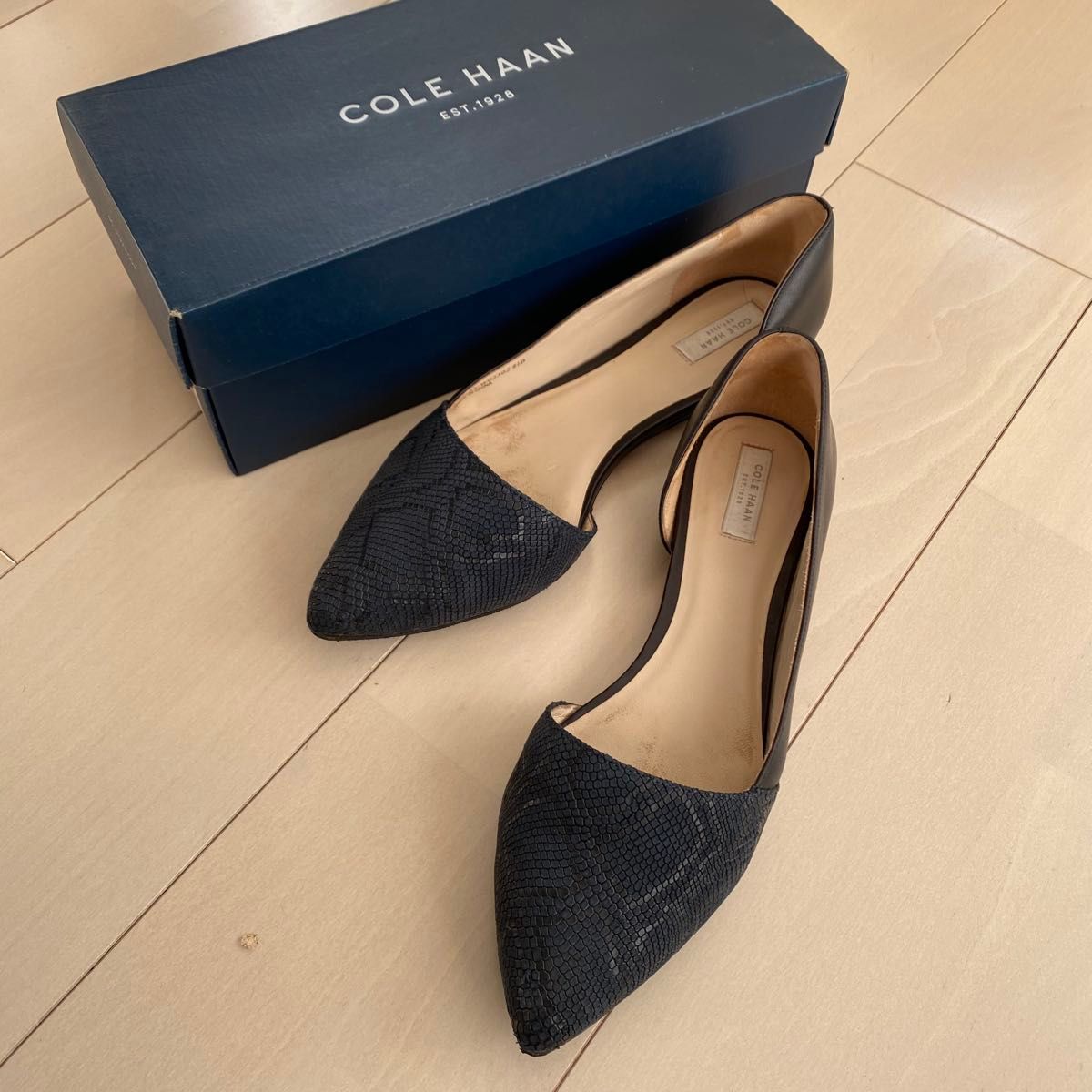 コールハーン 本革フラットシューズ 25.5 黒 入学式 フォーマル オフィス 極美品 COLE HAAN コールハーン 本革 フラットシューズ 25 5 黒