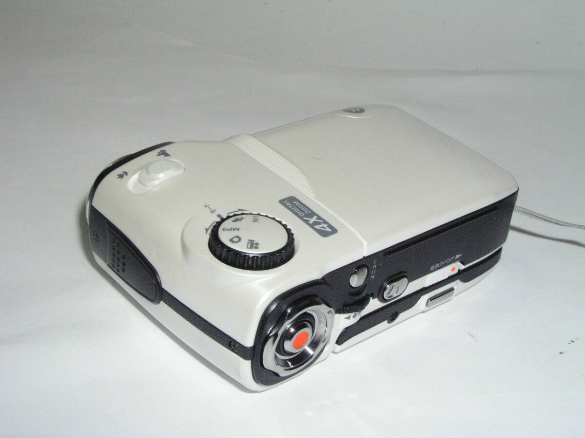 8138★★ GREEN HOUSE AUDI（ガウディ） 5.1 MEGAPIXEL DIGITAL VIDEO CAMERA、SDカード対応のデジタルビデオカメラ ★_画像8