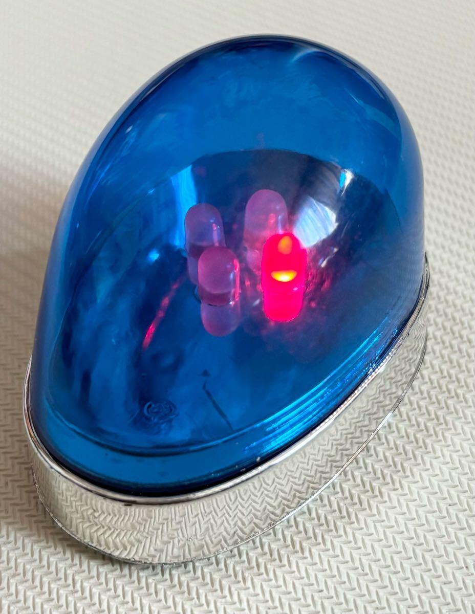 ★緊急出動 パトロール サイレンランプ 赤灯 ランプ サイレン 赤色灯 ミニチュア 動作確認済み ガチャ 中古 青 ブルー マグネット 磁石_画像1