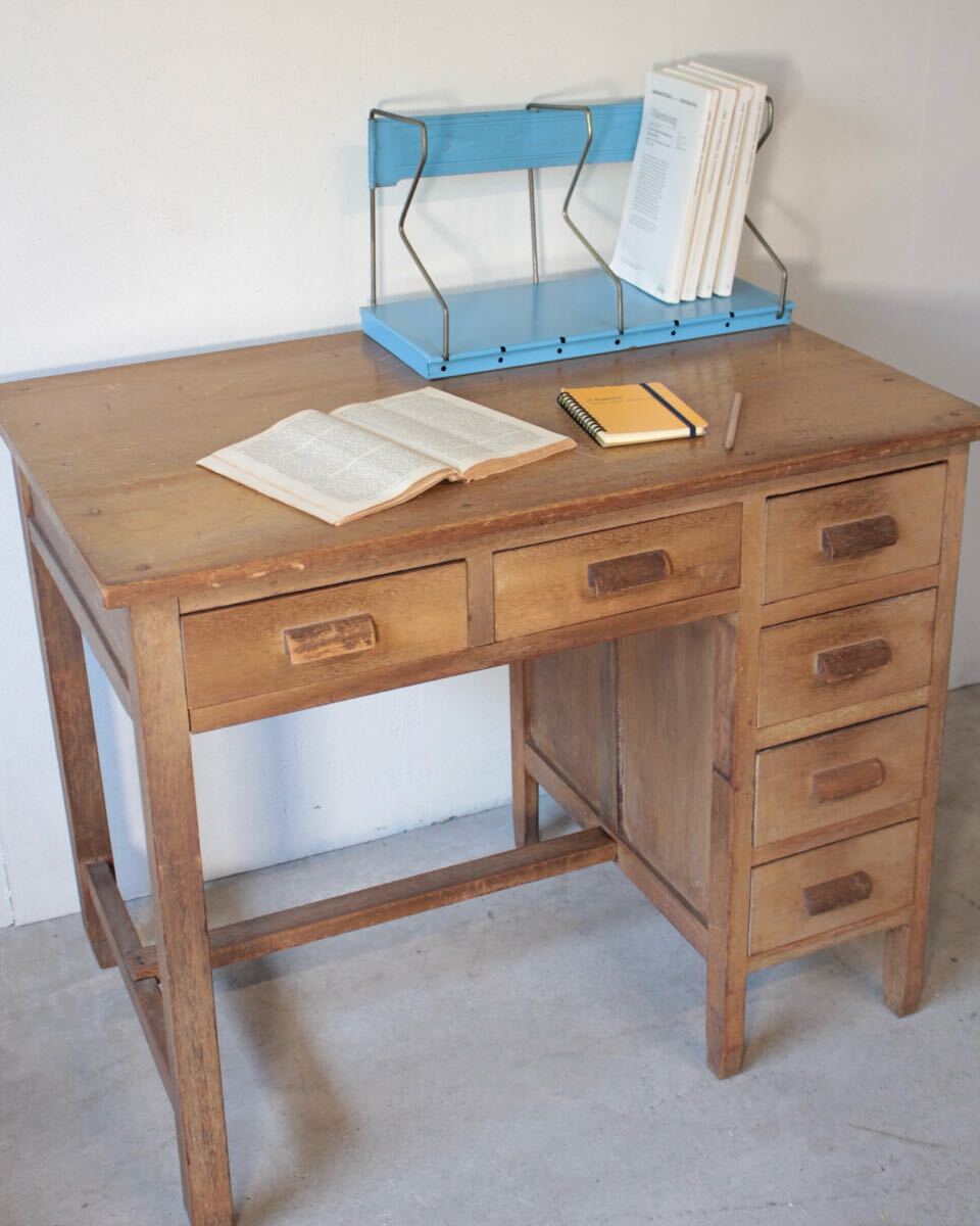 ヴィンテージ　デスク　勉強机　PCデスク　昭和レトロ　　木製　古民家 ヴィンテージ デスク 勉強机 PCデスク 昭和レトロ 木製 古民家