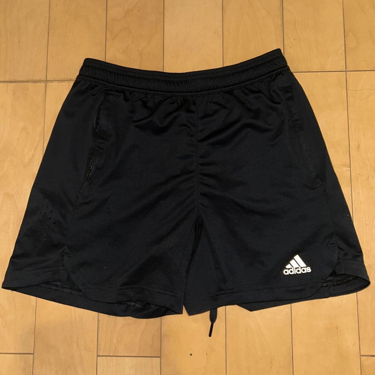 ADIDAS SHORT PANTS☆アディダス ショート ハーフ パンツ 美品 アディダス ショートパンツ サイズL ハーフパンツ