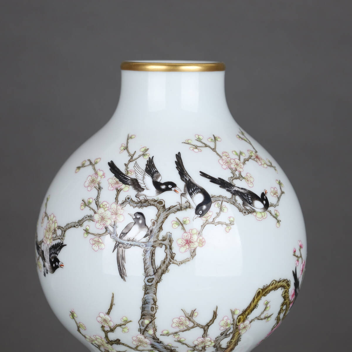 清・乾隆年製款・古陶磁器・粉彩花卉纏枝瓢箪瓶・箱付』