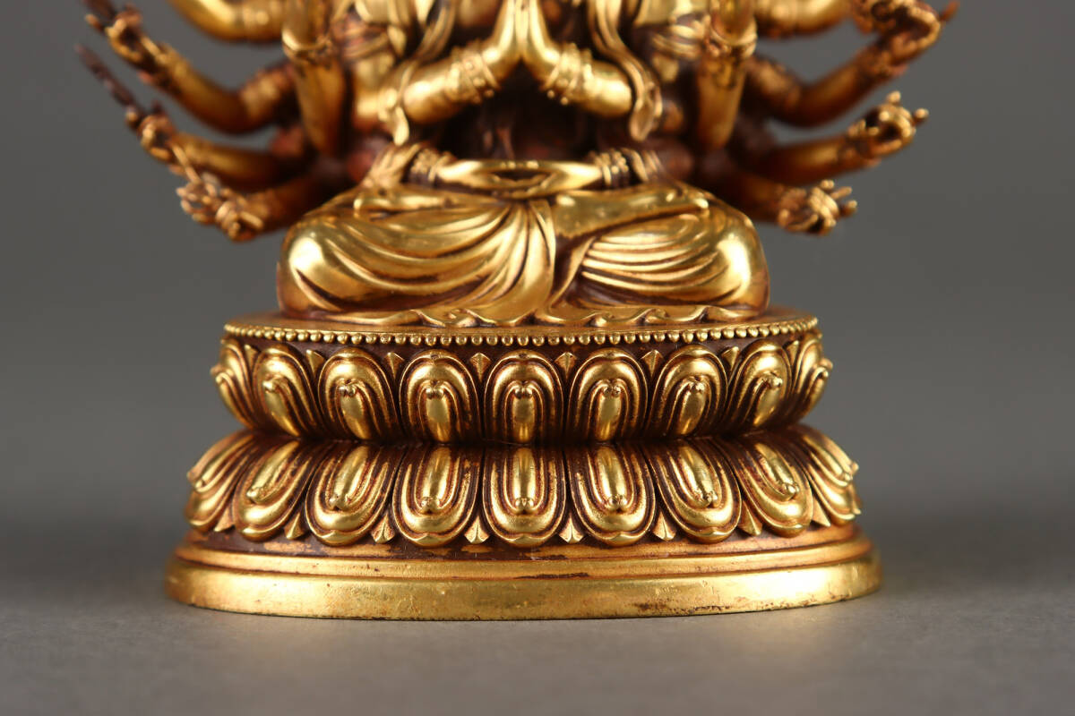 旧家珍蔵 塗金坐禅観音仏像 仏教古美術品 文化遺産 文化財　時代物　開運厄除け 166873_363624439785768211415_9