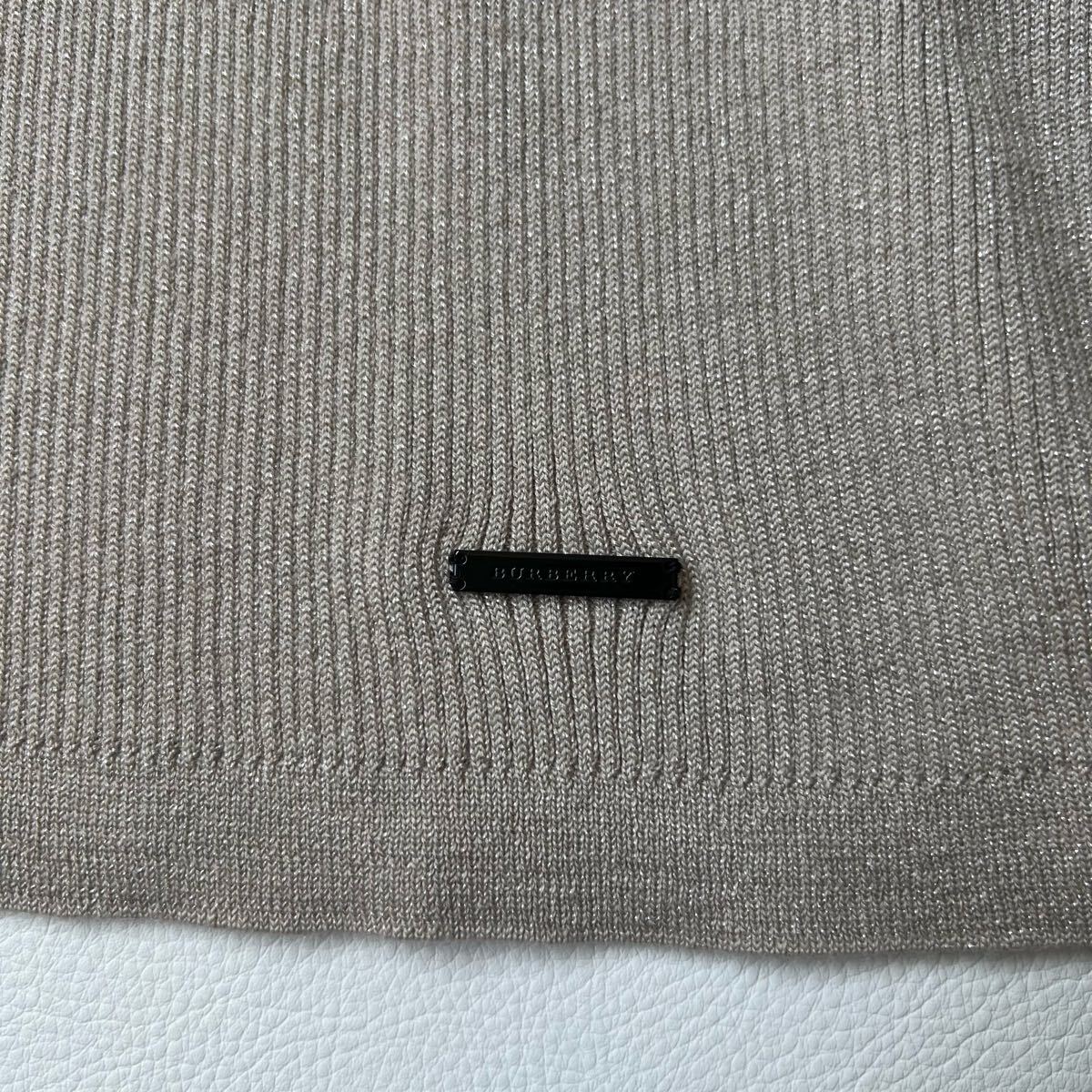 美品 BURBERRY LONDON バーバリーロンドン リブニット セーター トップス ラメ シルク カシミヤ混 ロゴプレート ベージュ系 5 レディース_画像4