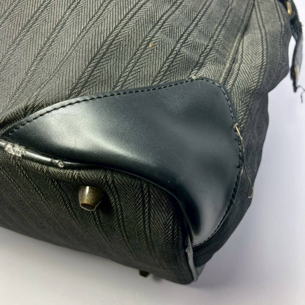 BG20 Crocodile крокодил сумка "Boston bag" черный ручная сумочка чёрный полоса кожа руль серый унисекс застежка-молния 