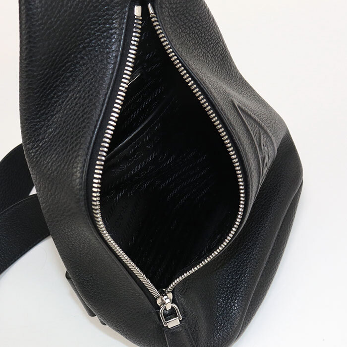 中古良品 PRADA プラダ ボディバッグ 2VZ098 2BBE F0002 ワンショルダーバッグ ヴィッテロダイノレザー メン_画像3
