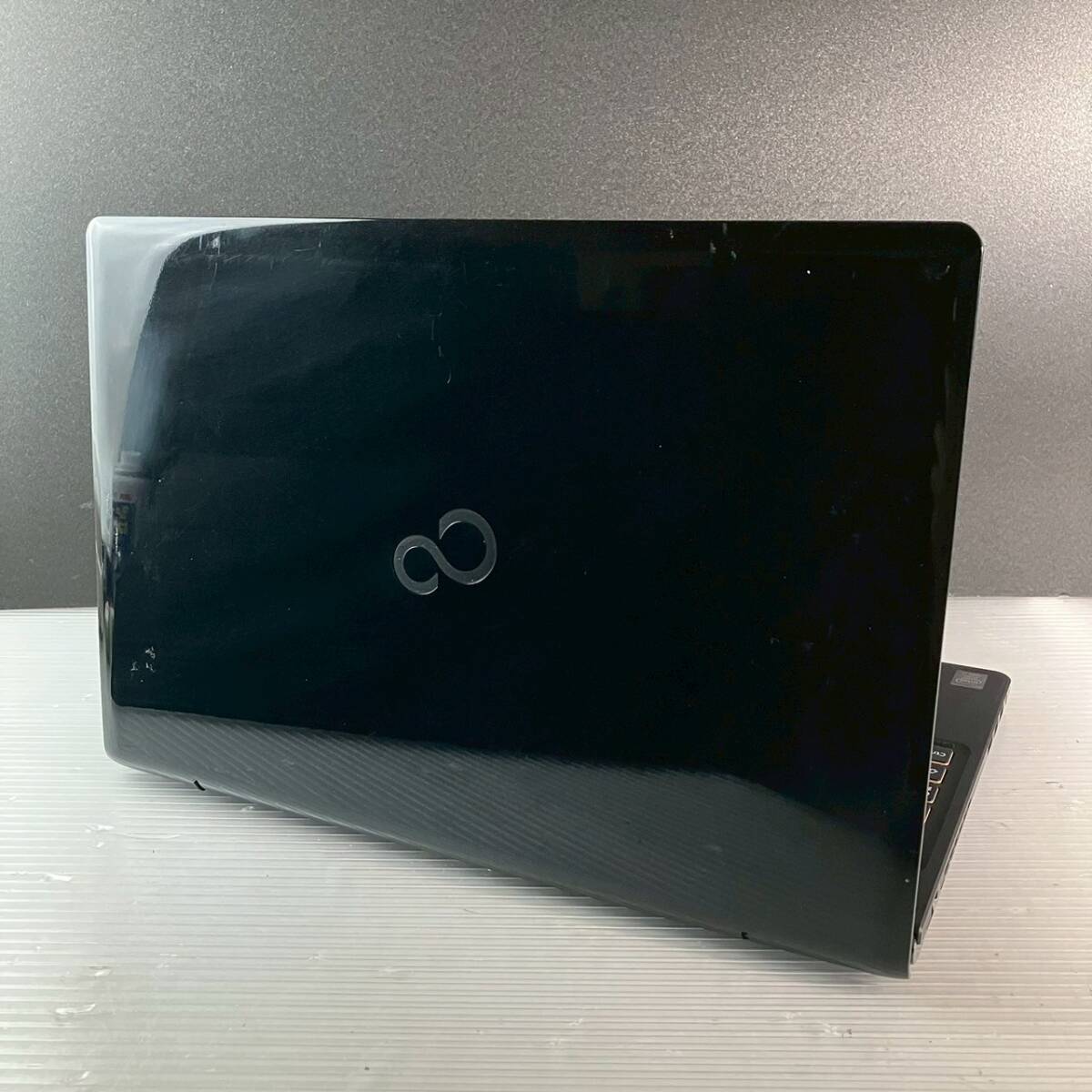 Windows11/富士通/爆速Core-i7搭載/高速新品SSD512GB Amazon.co.jp: 【整備済み品】 【WEBカメラ搭載 & 爆速Core i7