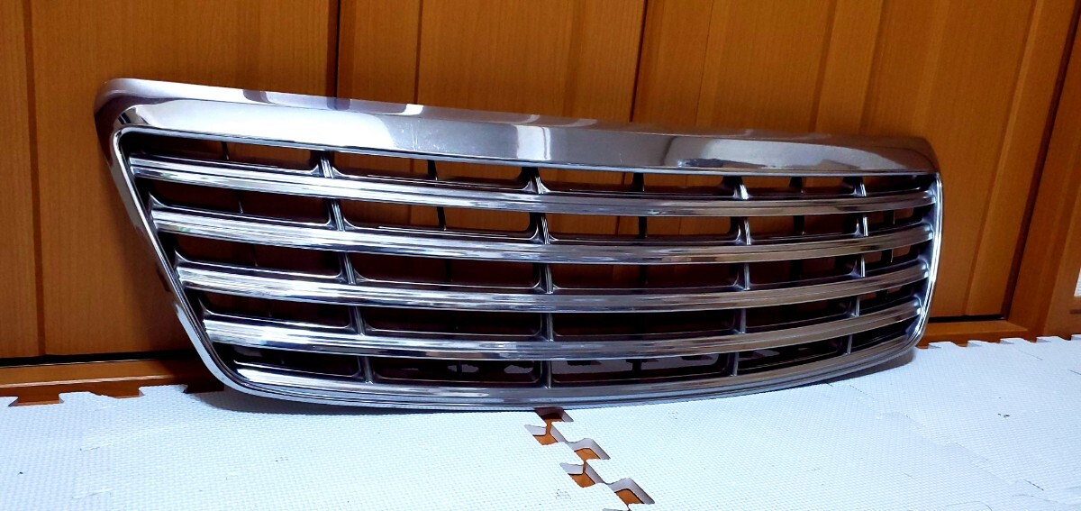 ★送料無料★　18系　クラウン　社外マークレスフロントメッキグリル　破損無し　(検　前期・後期・ロイヤル・アスリート)_画像4