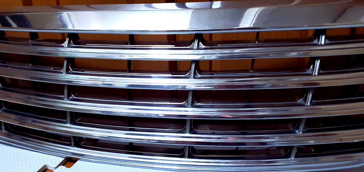 ★送料無料★　18系　クラウン　社外マークレスフロントメッキグリル　破損無し　(検　前期・後期・ロイヤル・アスリート)_画像8
